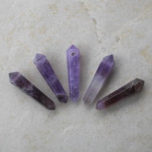 Amethyst Doppelspitze 37 mm, gebohrt