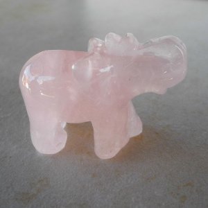 Rosenquarz Elefant