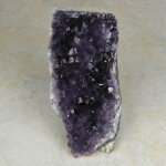 Amethyststück mit Standfläche ca 8 x 12 x 17 cm