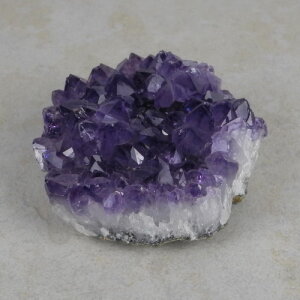 Amethyststück ca. 10 x 9 x 3,5 cm