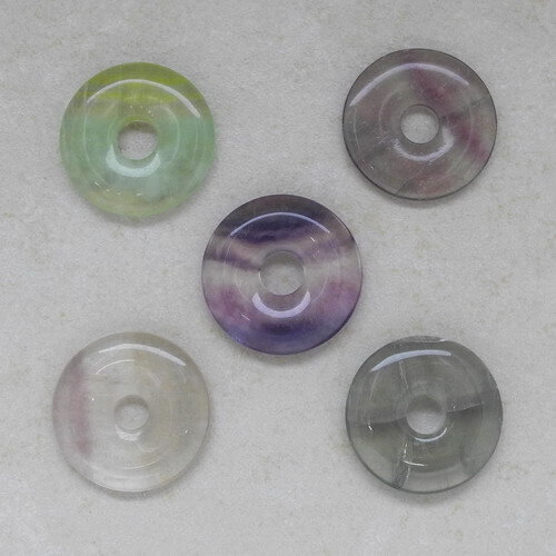 Peridoot hanger donut 3 cm - Spiritual Garden