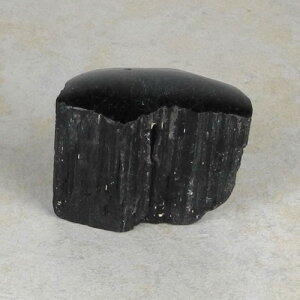 Schwarzer Turmalin / Schörl Anschliff, ca. 7 x 3,5 x 5,5 cm