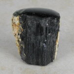 Schwarzer Turmalin / Schörl Anschliff, ca. 6,5 x 3,5...