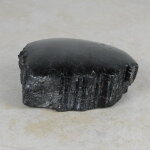 Schwarzer Turmalin / Schörl Anschliff, ca. 9 x 7,5 x 3 cm