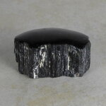 Schwarzer Turmalin / Schörl Anschliff, ca. 8 x 4,5 x 4 cm
