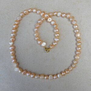 Süßwasser - Perlenkette 7 x 7,5 mm / 50 cm, aprikot