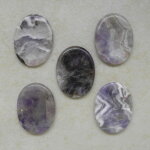 Amethyst Daumenstein / Worry Stone