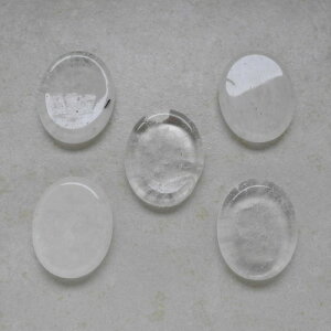 Bergkristall Daumenstein / Worry Stone
