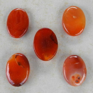 DES STEINES, - Jaspis Rot € Stone / Worry Daumenstein KRAFT 4,50