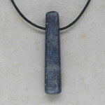 Disthen(Cyanit) Anhänger gebohrt 58 x 12 mm - Einzelstück