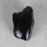 Schwarzer Turmalin / Schörl Anschliff, ca. 7,5 x 4,5 x 5 cm