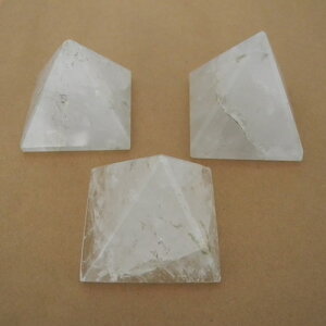 Bergkristall - Pyramide ca. 48 - 55 mm