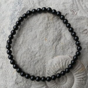 Turmalin schwarz(Schörl) Kugelarmband 4 mm