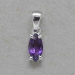 Amethyst - Navette Anhänger in 925er Silber gefasst