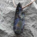 Boulder-Opal Anhänger gebohrt 46 x 16 x 7 mm -...