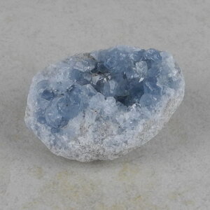Coelestin Geode / Rohstein, ca. 5,5 x 4,5 x 3 cm, Einzelstück