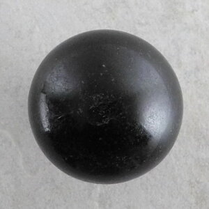 Turmalin schwarz Kugel, ca. 61 mm - Einzelstück