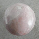 Rosenquarz Kugel, 69 mm