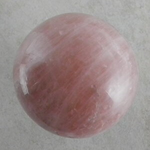 Rosenquarz Kugel, 74 mm