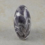 Amethyst Freeform mit Standfläche, ca. 44 x 78 x 90 mm