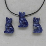 Sodalith Anhänger "Katze" gebohrt